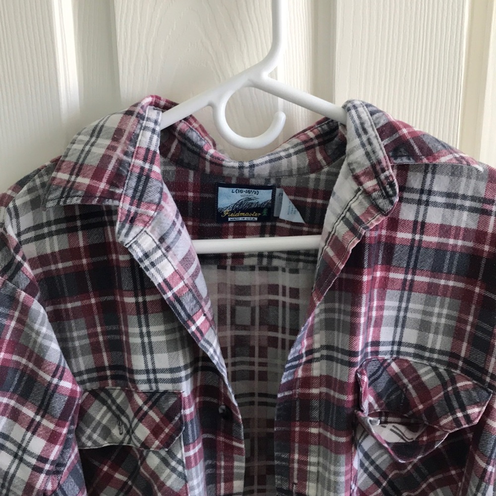 Plaid patterned flannel jacket - Picture 3 of 7